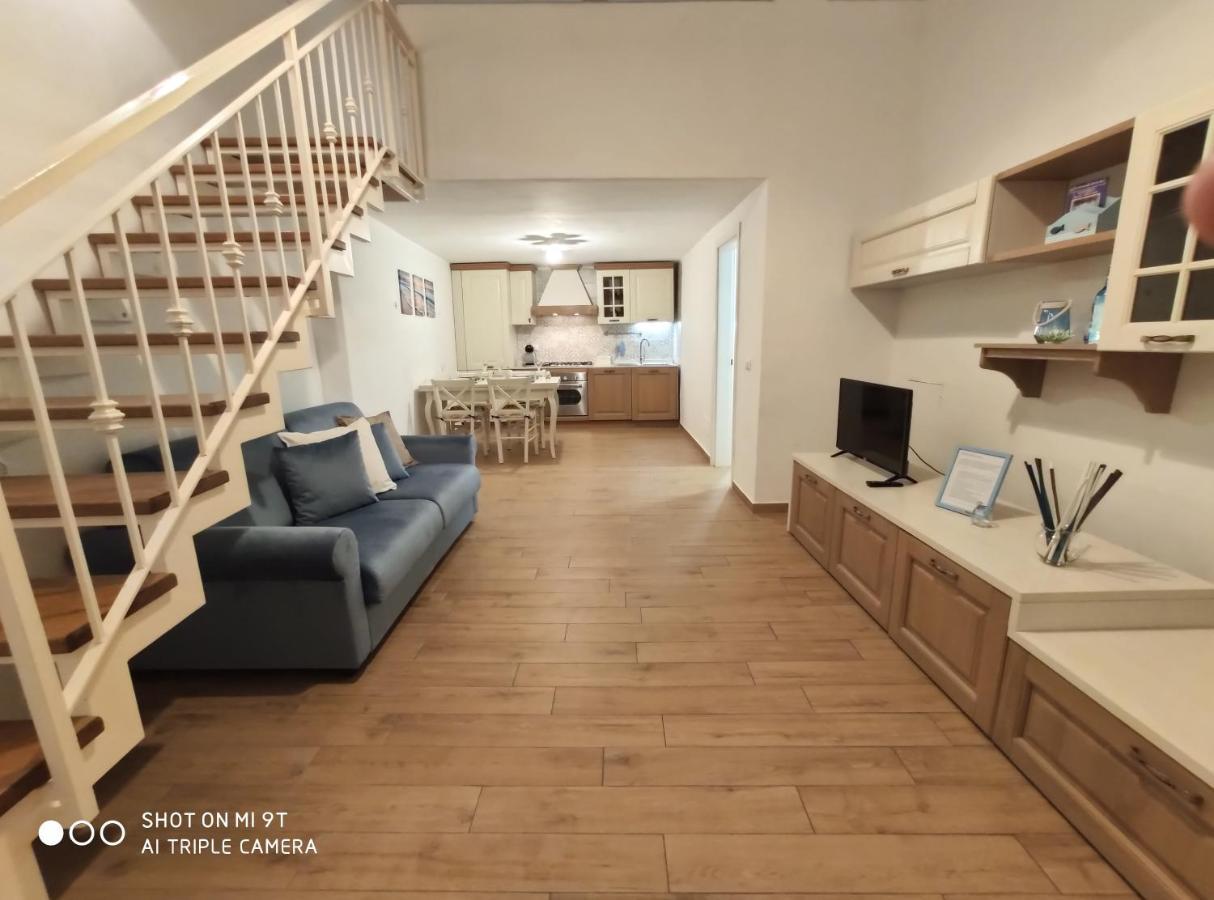Minu Apartment กาเอตา ภายนอก รูปภาพ
